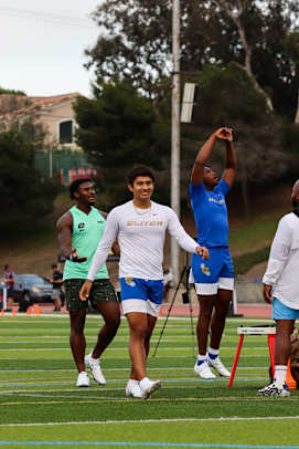 79050929-A9F2-4556-B006-5B2270BC3CEC